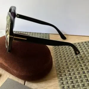 **LAST CHANCE**NEW TOM FORD Black Acrylic& gold Polarized Sunglasses w/browncase Tom Ford Icon Sunglasses FT1201 01E Shiny Black - eye-oo.com main image 4